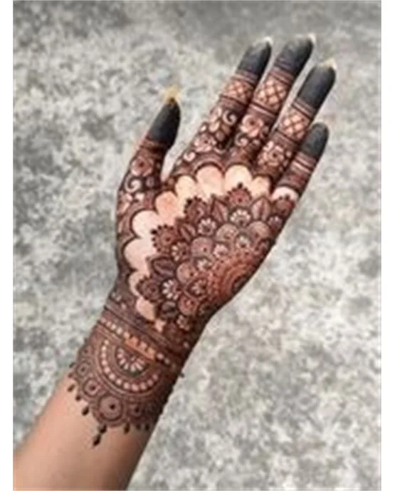 Elegant Floral Trail Latest Mehndi Design Elegant Floral Trail Latest Mehndi Design